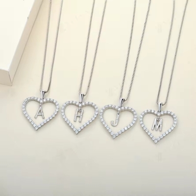 Naszyjnik YASVITTI 925 Sterling Silver Naszyjnik w kształcie serca z literą A-Z