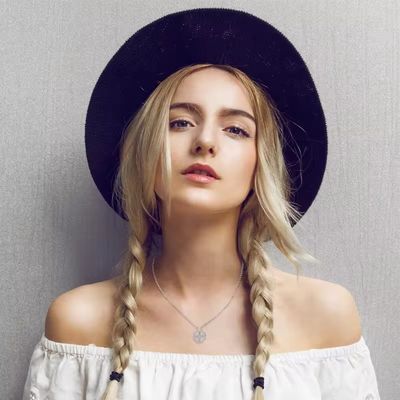 YASVITTI Custom Romantyczny Magnetyczny Kolczyki Kleforowe OEM Charm 925 Sterling Silver Deinty Heart Cztery Listy Kolczyki Kleforowe