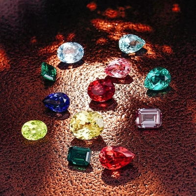 Owalny Brilliant Cut 6*8mm Certyfikowany laboratoryjnie, wyhodowany w luźnym kolorze Moissanite dla kobiet
