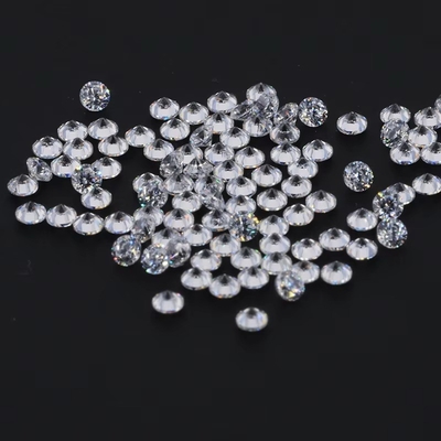 Pierścień zaręczynowy biały losy moissanite Diament 0,9 mm - 3 mm Melee Size Cubic Zirconia