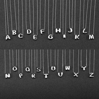 Mody Minimalistyczna biżuteria 925 srebrny naszyjnik prosty 26 litery alfabetu Naszyjniki dla kobiet