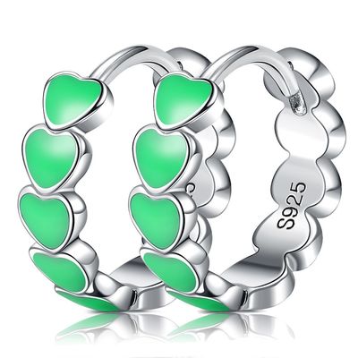 Gwintowane CZ 0,85 Gram 0,15 mm Srebrne kolczyki w kształcie serca Serce Szpilki